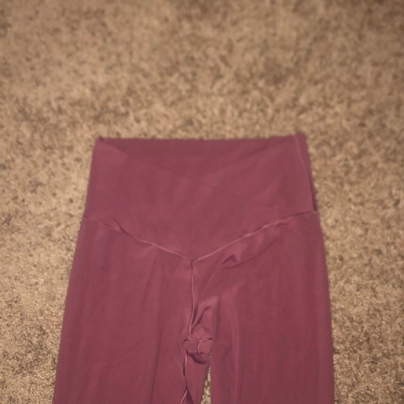 AerieOffline RealMe HighWaisted Crossover Leggings - Picture 3 of 5